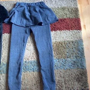 Black leggings with skirt (polyester)